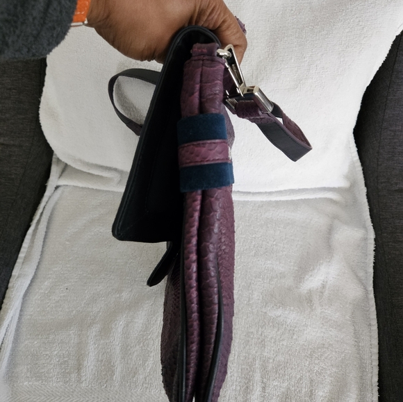 Juicy Couture Snakeskin Leather and Suede Shoulder Bag - Picture 5 of 16